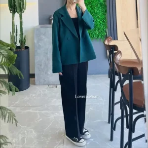کت اِلاگون - لاوین