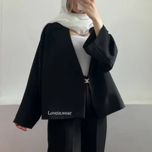 کت نورا - لاوین